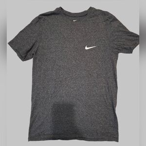 Nike Men's Dark Gray Short Sleeve Tee